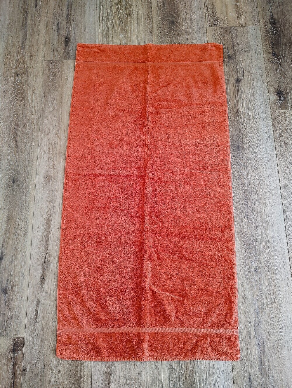 Vintage Royal Family By Cannon Orange 80s Bath Towel Cotton Made In USA